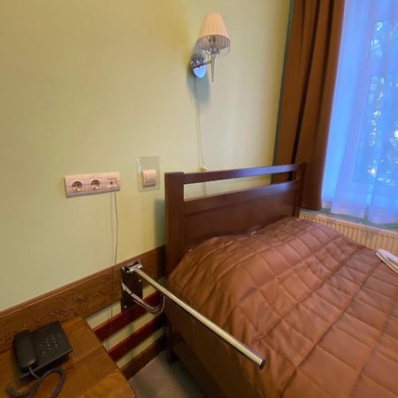 Готель Тиса Петропавлівська Борщагівка Номер фото